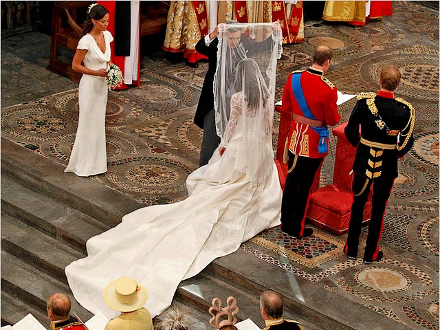 Royal Wedding England Michael Middleton lifted Bridal Veil of Kate at Westminster Abbey London - Michael Middleton lifted the bridal veil of his daughter Kate, while Britain's Prince William sings at the altar of Westminster Abbey London, England, during ceremony of the royal wedding on April 29, 2011. - , Royal, wedding, weddings, England, Michael, Middleton, bridal, veil, veils, Kate, Westminster, abbey, abbeys, London, show, shows, celebrities, celebrity, ceremony, ceremonies, event, events, entertainment, entertainments, place, places, travel, travels, tour, tours, daughter, daughters, Britain, prince, princes, William, altar, altars, April, 2011 - Michael Middleton lifted the bridal veil of his daughter Kate, while Britain's Prince William sings at the altar of Westminster Abbey London, England, during ceremony of the royal wedding on April 29, 2011. Решайте бесплатные онлайн Royal Wedding England Michael Middleton lifted Bridal Veil of Kate at Westminster Abbey London пазлы игры или отправьте Royal Wedding England Michael Middleton lifted Bridal Veil of Kate at Westminster Abbey London пазл игру приветственную открытку  из puzzles-games.eu.. Royal Wedding England Michael Middleton lifted Bridal Veil of Kate at Westminster Abbey London пазл, пазлы, пазлы игры, puzzles-games.eu, пазл игры, онлайн пазл игры, игры пазлы бесплатно, бесплатно онлайн пазл игры, Royal Wedding England Michael Middleton lifted Bridal Veil of Kate at Westminster Abbey London бесплатно пазл игра, Royal Wedding England Michael Middleton lifted Bridal Veil of Kate at Westminster Abbey London онлайн пазл игра , jigsaw puzzles, Royal Wedding England Michael Middleton lifted Bridal Veil of Kate at Westminster Abbey London jigsaw puzzle, jigsaw puzzle games, jigsaw puzzles games, Royal Wedding England Michael Middleton lifted Bridal Veil of Kate at Westminster Abbey London пазл игра открытка, пазлы игры открытки, Royal Wedding England Michael Middleton lifted Bridal Veil of Kate at Westminster Abbey London пазл игра приветственная открытка