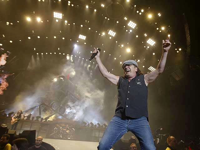 AC-DC Brian Johnson in Beograd - Brian Johnson at 'Partizan Stadium' in Beograd, Serbia during the 'Black Ice' European Tour of AC-DC (May 26th, 2009). Although the age of AC-DC members range from 55 to 62, they play with an enormous power. - , AC-DC, Brian, Johnson, Beograd, music, musics, performance, performances, show, shows, Partizan, Stadium, Serbia, Black, Ice, European, tour, tours - Brian Johnson at 'Partizan Stadium' in Beograd, Serbia during the 'Black Ice' European Tour of AC-DC (May 26th, 2009). Although the age of AC-DC members range from 55 to 62, they play with an enormous power. Lösen Sie kostenlose AC-DC Brian Johnson in Beograd Online Puzzle Spiele oder senden Sie AC-DC Brian Johnson in Beograd Puzzle Spiel Gruß ecards  from puzzles-games.eu.. AC-DC Brian Johnson in Beograd puzzle, Rätsel, puzzles, Puzzle Spiele, puzzles-games.eu, puzzle games, Online Puzzle Spiele, kostenlose Puzzle Spiele, kostenlose Online Puzzle Spiele, AC-DC Brian Johnson in Beograd kostenlose Puzzle Spiel, AC-DC Brian Johnson in Beograd Online Puzzle Spiel, jigsaw puzzles, AC-DC Brian Johnson in Beograd jigsaw puzzle, jigsaw puzzle games, jigsaw puzzles games, AC-DC Brian Johnson in Beograd Puzzle Spiel ecard, Puzzles Spiele ecards, AC-DC Brian Johnson in Beograd Puzzle Spiel Gruß ecards