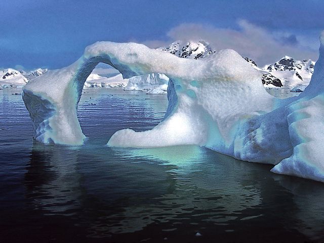 Iceberg Heart Paradise Bay Antarctica - A large piece of ice above water in shape of heart from an iceberg at Paradise Bay, a harbour in West Antarctica, the Earth's southernmost continent, which is situated at the South Pole, surrounded by the Southern Ocean. Antarctica is twice the size of Australia, the coldest, driest and windiest continent, without permanent inhabitants. - , iceberg, icebergs, heart, hearts, Paradise, Bay, bays, Antarctica, nature, natures, place, places, travel, travels, tour, tours, trip, trips, large, piece, pieces, ice, water, waters, shape, shapes, harbour, harbours, west, Earth, southernmost, continent, continents, South, Pole, poles, Southern, Ocean, oceans, size, sizes, Australia, coldest, driest, windiest, permanent, inhabitants, inhabitant - A large piece of ice above water in shape of heart from an iceberg at Paradise Bay, a harbour in West Antarctica, the Earth's southernmost continent, which is situated at the South Pole, surrounded by the Southern Ocean. Antarctica is twice the size of Australia, the coldest, driest and windiest continent, without permanent inhabitants. Resuelve rompecabezas en línea gratis Iceberg Heart Paradise Bay Antarctica juegos puzzle o enviar Iceberg Heart Paradise Bay Antarctica juego de puzzle tarjetas electrónicas de felicitación  de puzzles-games.eu.. Iceberg Heart Paradise Bay Antarctica puzzle, puzzles, rompecabezas juegos, puzzles-games.eu, juegos de puzzle, juegos en línea del rompecabezas, juegos gratis puzzle, juegos en línea gratis rompecabezas, Iceberg Heart Paradise Bay Antarctica juego de puzzle gratuito, Iceberg Heart Paradise Bay Antarctica juego de rompecabezas en línea, jigsaw puzzles, Iceberg Heart Paradise Bay Antarctica jigsaw puzzle, jigsaw puzzle games, jigsaw puzzles games, Iceberg Heart Paradise Bay Antarctica rompecabezas de juego tarjeta electrónica, juegos de puzzles tarjetas electrónicas, Iceberg Heart Paradise Bay Antarctica puzzle tarjeta electrónica de felicitación