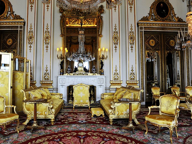 Buckingham Palace White Drawing Room London England пазл игру 