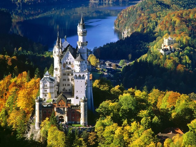 Castle пъзел игра 