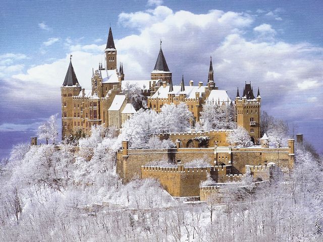 Winter Landscape Hohenzollern Castle Stuttgart Germany - Fabulous winter landscape of the Hohenzollern Castle, one of Europe's most beautiful and popular castles, located on top of  Mount Hohenzollern, at an elevation of almost 900 metres, approximately 50 kilometers south of Stuttgart, Germany. In the Middle Ages, the Hohenzollern Castle was ancestral seat of the Prussian Royal House and the Hohenzollern family. - , winter, landscape, landscapes, Hohenzollern, castle, castles, Stuttgart, Germany, places, place, nature, natures, fabulous, Europe, beautiful, popular, top, tops, mount, mounts, elevation, elevations, Middle, Ages, ancestral, seat, seats, Prussian, Royal, House, houses, family, families - Fabulous winter landscape of the Hohenzollern Castle, one of Europe's most beautiful and popular castles, located on top of  Mount Hohenzollern, at an elevation of almost 900 metres, approximately 50 kilometers south of Stuttgart, Germany. In the Middle Ages, the Hohenzollern Castle was ancestral seat of the Prussian Royal House and the Hohenzollern family. Lösen Sie kostenlose Winter Landscape Hohenzollern Castle Stuttgart Germany Online Puzzle Spiele oder senden Sie Winter Landscape Hohenzollern Castle Stuttgart Germany Puzzle Spiel Gruß ecards  from puzzles-games.eu.. Winter Landscape Hohenzollern Castle Stuttgart Germany puzzle, Rätsel, puzzles, Puzzle Spiele, puzzles-games.eu, puzzle games, Online Puzzle Spiele, kostenlose Puzzle Spiele, kostenlose Online Puzzle Spiele, Winter Landscape Hohenzollern Castle Stuttgart Germany kostenlose Puzzle Spiel, Winter Landscape Hohenzollern Castle Stuttgart Germany Online Puzzle Spiel, jigsaw puzzles, Winter Landscape Hohenzollern Castle Stuttgart Germany jigsaw puzzle, jigsaw puzzle games, jigsaw puzzles games, Winter Landscape Hohenzollern Castle Stuttgart Germany Puzzle Spiel ecard, Puzzles Spiele ecards, Winter Landscape Hohenzollern Castle Stuttgart Germany Puzzle Spiel Gruß ecards