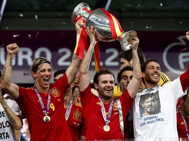 Euro 2012 Final Fernando Torres, Juan Mata and Sergio Ramos with Trophy - Fernando Torres, Juan Mata and Sergio Ramos from Spain's National team with the trophy after the Euro 2012 soccer championship final between Spain and Italy in Kiev, Ukraine (July 1, 2012). Spain won the match with score 4-0 and became the first European team in history with a hat-trick of titles after winning Euro 2008 and the World Cup 2010 - , Euro, 2012, final, finals, Fernando, Torres, Juan, Mata, Sergio, Ramos, trophy, trophies, sport, sports, tournament, tournaments, football, footballs, Spain, National, team, teams, soccer, championship, championships, Italy, Kiev, Ukraine, July, 2012, match, matches, score, scores, European, team, teams, history, histories, hat-trick, titles, title, 2008, World, Cup, 2010 - Fernando Torres, Juan Mata and Sergio Ramos from Spain's National team with the trophy after the Euro 2012 soccer championship final between Spain and Italy in Kiev, Ukraine (July 1, 2012). Spain won the match with score 4-0 and became the first European team in history with a hat-trick of titles after winning Euro 2008 and the World Cup 2010 Solve free online Euro 2012 Final Fernando Torres, Juan Mata and Sergio Ramos with Trophy puzzle games or send Euro 2012 Final Fernando Torres, Juan Mata and Sergio Ramos with Trophy puzzle game greeting ecards  from puzzles-games.eu.. Euro 2012 Final Fernando Torres, Juan Mata and Sergio Ramos with Trophy puzzle, puzzles, puzzles games, puzzles-games.eu, puzzle games, online puzzle games, free puzzle games, free online puzzle games, Euro 2012 Final Fernando Torres, Juan Mata and Sergio Ramos with Trophy free puzzle game, Euro 2012 Final Fernando Torres, Juan Mata and Sergio Ramos with Trophy online puzzle game, jigsaw puzzles, Euro 2012 Final Fernando Torres, Juan Mata and Sergio Ramos with Trophy jigsaw puzzle, jigsaw puzzle games, jigsaw puzzles games, Euro 2012 Final Fernando Torres, Juan Mata and Sergio Ramos with Trophy puzzle game ecard, puzzles games ecards, Euro 2012 Final Fernando Torres, Juan Mata and Sergio Ramos with Trophy puzzle game greeting ecard