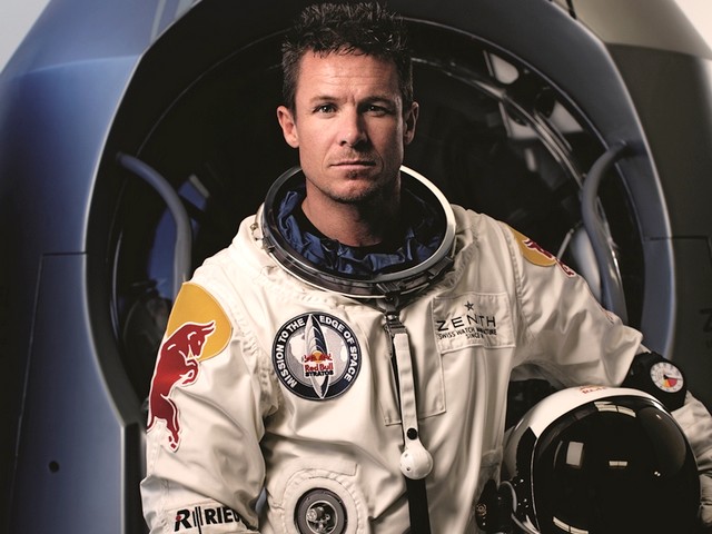 Felix Baumgartner World Record for Skydiving пазл игру 
