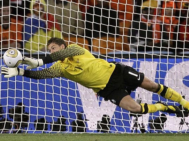 World Cup 2010 Champion Marten Stekelenburg makes a Save - The Netherlands' goalkeeper Marten Stekelenburg makes a save and prevents Sergio Ramos of Spain to open the scoring with a powerful header during the FIFA World Cup 2010 Champion Final at the Soccer City stadium in Johannesburg, South Africa (July 11, 2010). - , World, Cup, 2010, Champion, Marten, Stekelenburg, sport, sports, tournament, tournaments, match, matches, soccer, soccers, football, footballs, Netherlands, goalkeeper, goalkeepers, Sergio, Ramos, Spain, scoring, scorings, powerful, header, headers, FIFA, Final, finals, Soccer, City, stadium, stadiums, Johannesburg, South, Africa - The Netherlands' goalkeeper Marten Stekelenburg makes a save and prevents Sergio Ramos of Spain to open the scoring with a powerful header during the FIFA World Cup 2010 Champion Final at the Soccer City stadium in Johannesburg, South Africa (July 11, 2010). Lösen Sie kostenlose World Cup 2010 Champion Marten Stekelenburg makes a Save Online Puzzle Spiele oder senden Sie World Cup 2010 Champion Marten Stekelenburg makes a Save Puzzle Spiel Gruß ecards  from puzzles-games.eu.. World Cup 2010 Champion Marten Stekelenburg makes a Save puzzle, Rätsel, puzzles, Puzzle Spiele, puzzles-games.eu, puzzle games, Online Puzzle Spiele, kostenlose Puzzle Spiele, kostenlose Online Puzzle Spiele, World Cup 2010 Champion Marten Stekelenburg makes a Save kostenlose Puzzle Spiel, World Cup 2010 Champion Marten Stekelenburg makes a Save Online Puzzle Spiel, jigsaw puzzles, World Cup 2010 Champion Marten Stekelenburg makes a Save jigsaw puzzle, jigsaw puzzle games, jigsaw puzzles games, World Cup 2010 Champion Marten Stekelenburg makes a Save Puzzle Spiel ecard, Puzzles Spiele ecards, World Cup 2010 Champion Marten Stekelenburg makes a Save Puzzle Spiel Gruß ecards