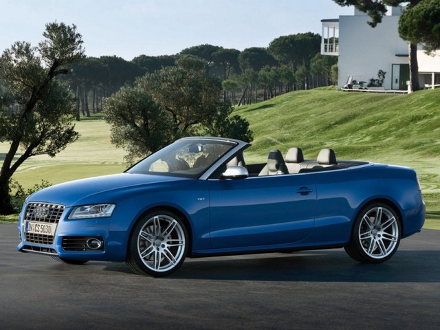 Audi S5 Cabriolet 2010 пъзел игра 