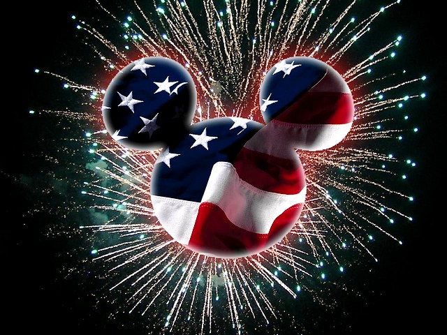 Disney Mickey Mouse Symbol of 4th of July Wallpaper puzzle game 