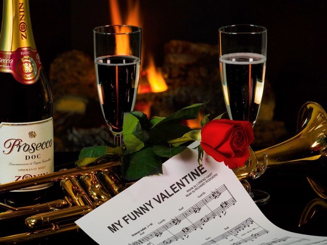 Valentines Day Romantic Music and Wine Wallpaper puzzle game 