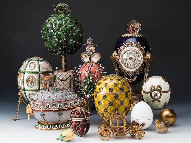 Collection of Easter Eggs at Faberge Museum puzzle game 