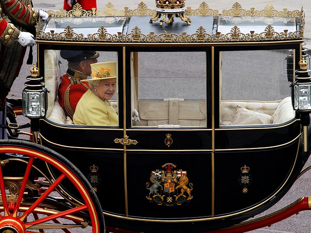 Royal Wedding England Queen Elizabeth II and Prince Phillip in Semi-State Landau Carriage back to Buckingham Palace London puzzle game 