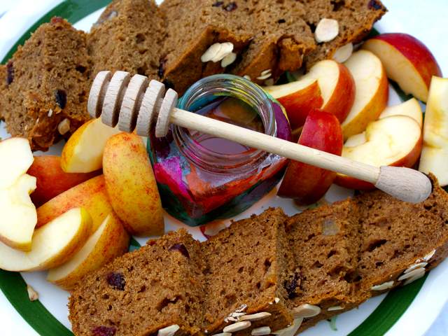 Honey Cake for Rosh Hashanah Jewish New Year пазл игру 
