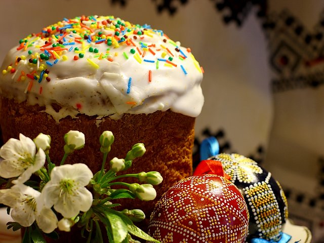 Kulich and Easter Eggs пъзел игра 