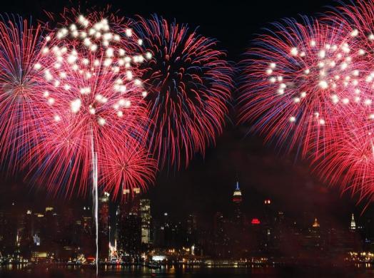 4th of July Fireworks  over Manhattan пазл игру 