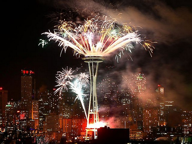 Fireworks in Seattle USA - Spectacular fireworks in Seattle, USA for the celebrations in the New Year's Eve (2011). - , fireworks, firework, Seattle, USA, show, shows, holidays, holiday, festival, festivals, spectacular, celebrations, celebration, New, Year, eve, 2011 - Spectacular fireworks in Seattle, USA for the celebrations in the New Year's Eve (2011). Solve free online Fireworks in Seattle USA puzzle games or send Fireworks in Seattle USA puzzle game greeting ecards  from puzzles-games.eu.. Fireworks in Seattle USA puzzle, puzzles, puzzles games, puzzles-games.eu, puzzle games, online puzzle games, free puzzle games, free online puzzle games, Fireworks in Seattle USA free puzzle game, Fireworks in Seattle USA online puzzle game, jigsaw puzzles, Fireworks in Seattle USA jigsaw puzzle, jigsaw puzzle games, jigsaw puzzles games, Fireworks in Seattle USA puzzle game ecard, puzzles games ecards, Fireworks in Seattle USA puzzle game greeting ecard