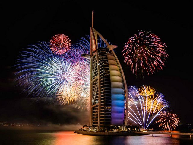 New Year Fireworks Burj Al Arab in Dubai puzzle game 