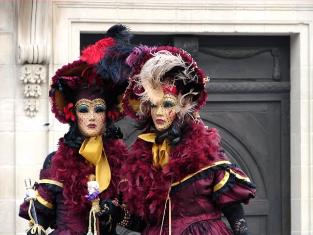 Remiremont Carnaval the Gossiping Womans пъзел игра 