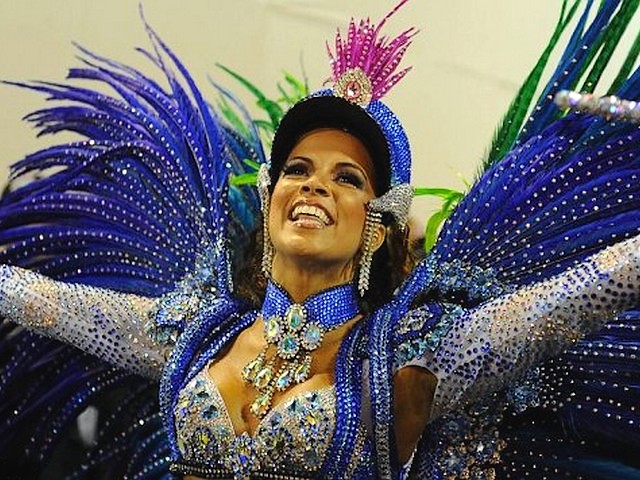 Rio Carnival Brazil 2011 Renata Santos of Mangueira Samba School - The model Renata Santos, the girl of the cover of Brazilian Playboy magazine for February 2010, Queen of the Drums of Academicos de Santa Cruz and a dancer of the 'Mangueira' samba school, winner among the top six for the Carnival 2011, during the parade along the Sambadrome in Rio de Janeiro, Brazil (March 6, 2011). - , Rio, carnival, carnivals, Brazil, 2011, Renata, Santos, Mangueira, samba, school, schools, show, shows, place, places, celebrations, celebration, festival, festivals, feast, amusement, amusements, holidays, holiday, places, place, travel, travels, tour, tours, trips, trip, model, models, girl, girls, cover, covers, Brazilian, Playboy, magazine, magazines, February, 2010, queen, queens, drums, drum, Academicos, Santa, Cruz, dancer, dancers, winner, winners, top, six, parade, parades, Sambadrome, Janeiro, March - The model Renata Santos, the girl of the cover of Brazilian Playboy magazine for February 2010, Queen of the Drums of Academicos de Santa Cruz and a dancer of the 'Mangueira' samba school, winner among the top six for the Carnival 2011, during the parade along the Sambadrome in Rio de Janeiro, Brazil (March 6, 2011). Подреждайте безплатни онлайн Rio Carnival Brazil 2011 Renata Santos of Mangueira Samba School пъзел игри или изпратете Rio Carnival Brazil 2011 Renata Santos of Mangueira Samba School пъзел игра поздравителна картичка  от puzzles-games.eu.. Rio Carnival Brazil 2011 Renata Santos of Mangueira Samba School пъзел, пъзели, пъзели игри, puzzles-games.eu, пъзел игри, online пъзел игри, free пъзел игри, free online пъзел игри, Rio Carnival Brazil 2011 Renata Santos of Mangueira Samba School free пъзел игра, Rio Carnival Brazil 2011 Renata Santos of Mangueira Samba School online пъзел игра, jigsaw puzzles, Rio Carnival Brazil 2011 Renata Santos of Mangueira Samba School jigsaw puzzle, jigsaw puzzle games, jigsaw puzzles games, Rio Carnival Brazil 2011 Renata Santos of Mangueira Samba School пъзел игра картичка, пъзели игри картички, Rio Carnival Brazil 2011 Renata Santos of Mangueira Samba School пъзел игра поздравителна картичка