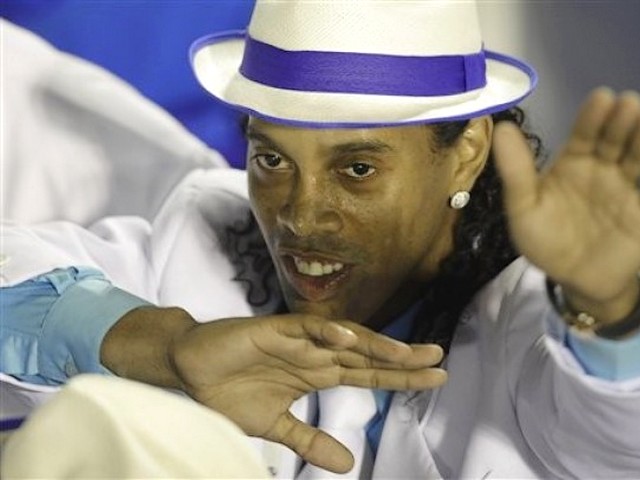 Rio Carnival Brazil 2011 Ronaldinho with Portela Samba School juego de puzzle 