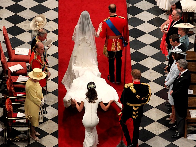 Royal Wedding England Prince William and Catherine Middleton prepare to leave Westminster Abbey London puzzle game 