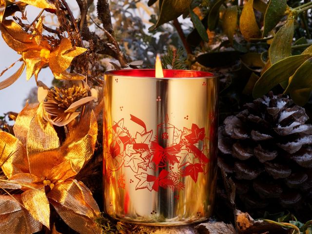 Christmas Scented Candle - A limited edition version of a festive Goutal's scented candle, housed in a beautifully decorative gold-tone vessel.<br />
The iconic Une Foret d'Or candle evokes a festive fairy tale scene reminiscent of a winter forest walk, filling home with the fragrances of fresh oranges, mandarins, and snow-dusted pine branches. Burning through the Christmas season, this candle creates a mood of  warming and comforting ambience. - , Christmas, scented, candle, candles, holiday, holidays, limited, edition, editions, version, versions, festive, Goutal, beautifully, decorative, gold, tone, vessel, vessels, iconic, Une, Foret, fairy, tale, scene, winter, forest, walk, home, fragrances, fragrance, fresh, oranges, mandarins, and, snow, pine, branches, branch, season, seasons, mood, ambience - A limited edition version of a festive Goutal's scented candle, housed in a beautifully decorative gold-tone vessel.<br />
The iconic Une Foret d'Or candle evokes a festive fairy tale scene reminiscent of a winter forest walk, filling home with the fragrances of fresh oranges, mandarins, and snow-dusted pine branches. Burning through the Christmas season, this candle creates a mood of  warming and comforting ambience. Решайте бесплатные онлайн Christmas Scented Candle пазлы игры или отправьте Christmas Scented Candle пазл игру приветственную открытку  из puzzles-games.eu.. Christmas Scented Candle пазл, пазлы, пазлы игры, puzzles-games.eu, пазл игры, онлайн пазл игры, игры пазлы бесплатно, бесплатно онлайн пазл игры, Christmas Scented Candle бесплатно пазл игра, Christmas Scented Candle онлайн пазл игра , jigsaw puzzles, Christmas Scented Candle jigsaw puzzle, jigsaw puzzle games, jigsaw puzzles games, Christmas Scented Candle пазл игра открытка, пазлы игры открытки, Christmas Scented Candle пазл игра приветственная открытка