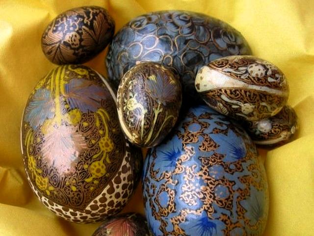 Easter Eggs puzzle game 