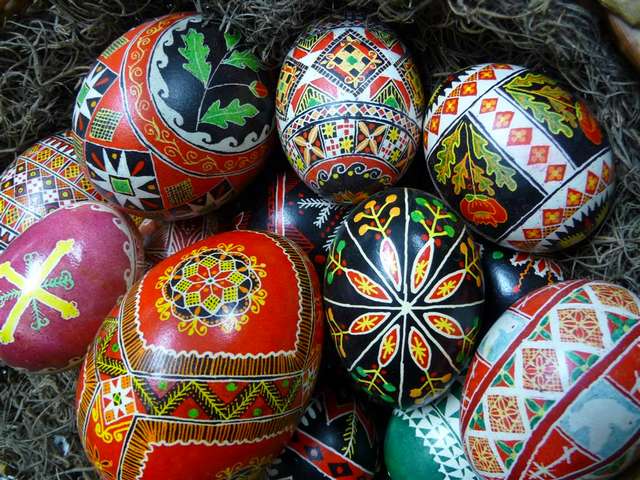 Easter Eggs Ukrainian Pysanky пъзел игра 
