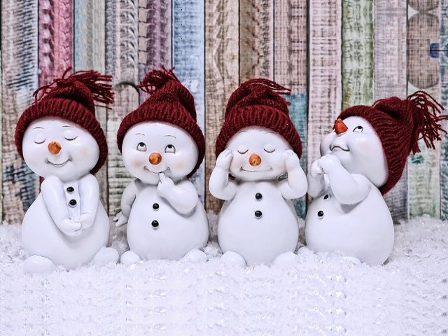 Four Cute Snowman Dolls Christmas Card - Christmas card with four snowman dolls with cute face expressions.<br />
Happy Holidays!<br />
Spread the holiday Christmas spirit and send your warm wishes and love to your friends and family. - , four, cute, snowman, snowmen, dolls, doll, Christmas, card, cards, holiday, holidays, face, faces, expressions, expression, happy, spirit, spirits, warm, wishes, wish, love, friends, friend, family, families - Christmas card with four snowman dolls with cute face expressions.<br />
Happy Holidays!<br />
Spread the holiday Christmas spirit and send your warm wishes and love to your friends and family. Решайте бесплатные онлайн Four Cute Snowman Dolls Christmas Card пазлы игры или отправьте Four Cute Snowman Dolls Christmas Card пазл игру приветственную открытку  из puzzles-games.eu.. Four Cute Snowman Dolls Christmas Card пазл, пазлы, пазлы игры, puzzles-games.eu, пазл игры, онлайн пазл игры, игры пазлы бесплатно, бесплатно онлайн пазл игры, Four Cute Snowman Dolls Christmas Card бесплатно пазл игра, Four Cute Snowman Dolls Christmas Card онлайн пазл игра , jigsaw puzzles, Four Cute Snowman Dolls Christmas Card jigsaw puzzle, jigsaw puzzle games, jigsaw puzzles games, Four Cute Snowman Dolls Christmas Card пазл игра открытка, пазлы игры открытки, Four Cute Snowman Dolls Christmas Card пазл игра приветственная открытка