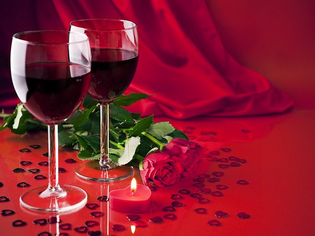 Valentines Day Romantic Wallpaper - A lovely romantic wallpaper for Valentine's Day celebration with two glasses of red wine and red roses on a red background. - , Valentines, day, days, romantic, wallpaper, wallpapers, holiday, holidays, lovely, celebration, glass, glasses, red, wine, roses, rose, background - A lovely romantic wallpaper for Valentine's Day celebration with two glasses of red wine and red roses on a red background. Lösen Sie kostenlose Valentines Day Romantic Wallpaper Online Puzzle Spiele oder senden Sie Valentines Day Romantic Wallpaper Puzzle Spiel Gruß ecards  from puzzles-games.eu.. Valentines Day Romantic Wallpaper puzzle, Rätsel, puzzles, Puzzle Spiele, puzzles-games.eu, puzzle games, Online Puzzle Spiele, kostenlose Puzzle Spiele, kostenlose Online Puzzle Spiele, Valentines Day Romantic Wallpaper kostenlose Puzzle Spiel, Valentines Day Romantic Wallpaper Online Puzzle Spiel, jigsaw puzzles, Valentines Day Romantic Wallpaper jigsaw puzzle, jigsaw puzzle games, jigsaw puzzles games, Valentines Day Romantic Wallpaper Puzzle Spiel ecard, Puzzles Spiele ecards, Valentines Day Romantic Wallpaper Puzzle Spiel Gruß ecards